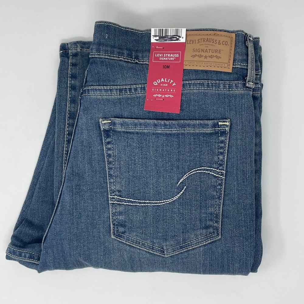 Levi Strauss Signature Womens Mid Rise Straight Leg Jeans Blue Size 10M NWT